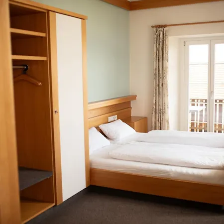 Landgasthof Hirschen Pensionat 3*
