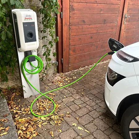 بيت ضيافة Landgasthof Hirschen