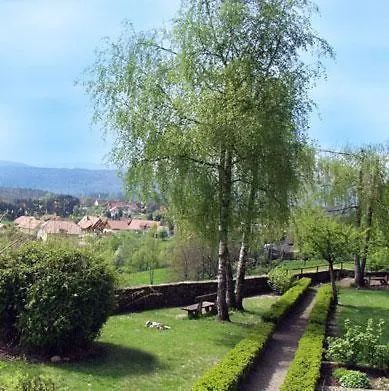 بيت ضيافة Landgasthof Hirschen