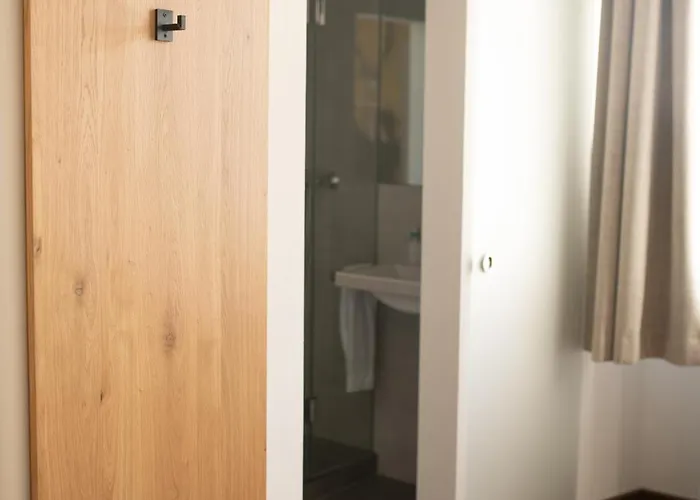 بيت ضيافة Landgasthof Hirschen Albbruck