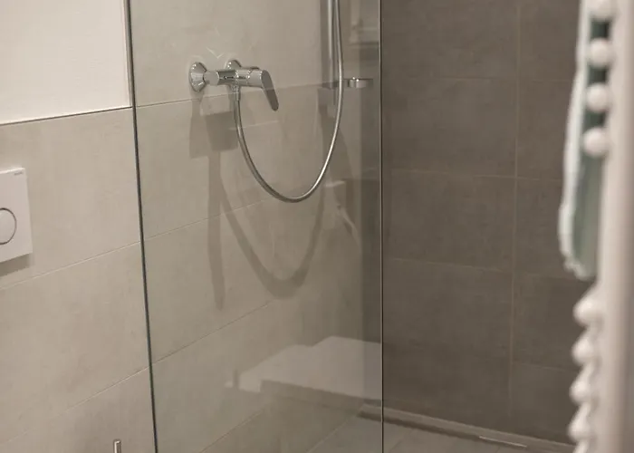 بيت ضيافة Landgasthof Hirschen Albbruck