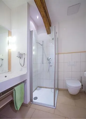 بيت ضيافة Landgasthof Hirschen Albbruck